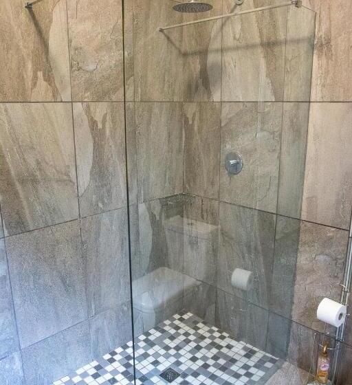 スイート, Altenburgh Accommodation   Apartments