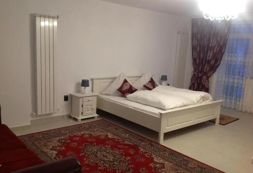 اتاق استاندارد, Casa Avram