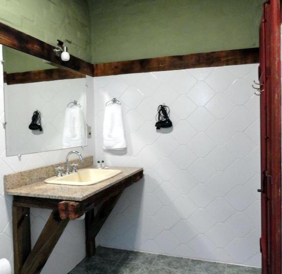 חדר סטנדרט לשלושה, Hospedaria Rio Do Vento