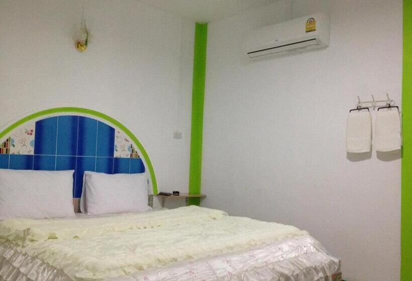 חדר דלוקס, Jidapha Rooms