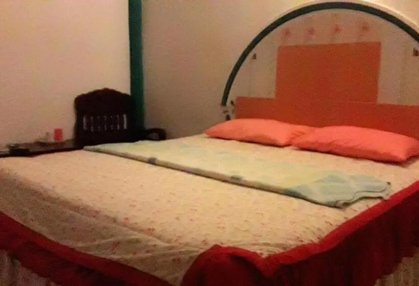 デラックスルーム, Jidapha Rooms