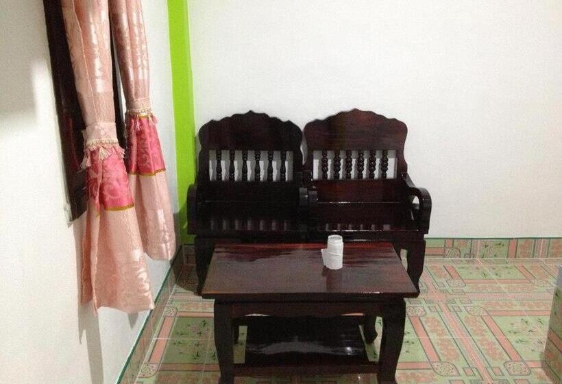 חדר דלוקס, Jidapha Rooms