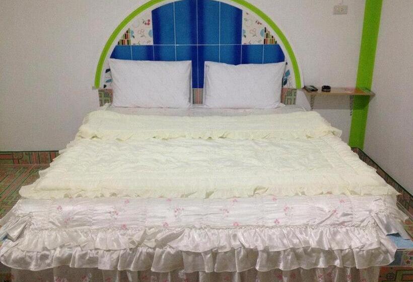 غرفة ديلوكس, Jidapha Rooms