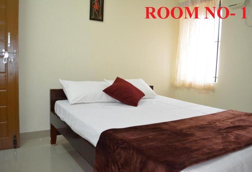 带2个卧室的套房, Jp Nivaas Guest House