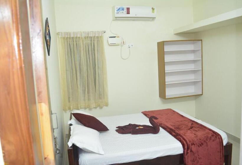 带2个卧室的套房, Jp Nivaas Guest House