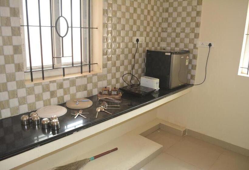 带2个卧室的套房, Jp Nivaas Guest House