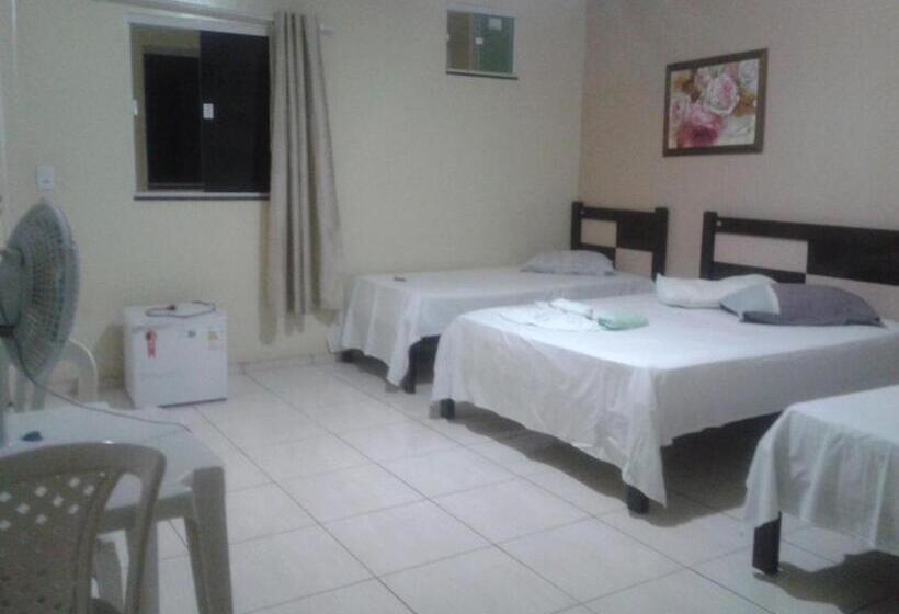 スタンダード4人部屋, Pousada Central