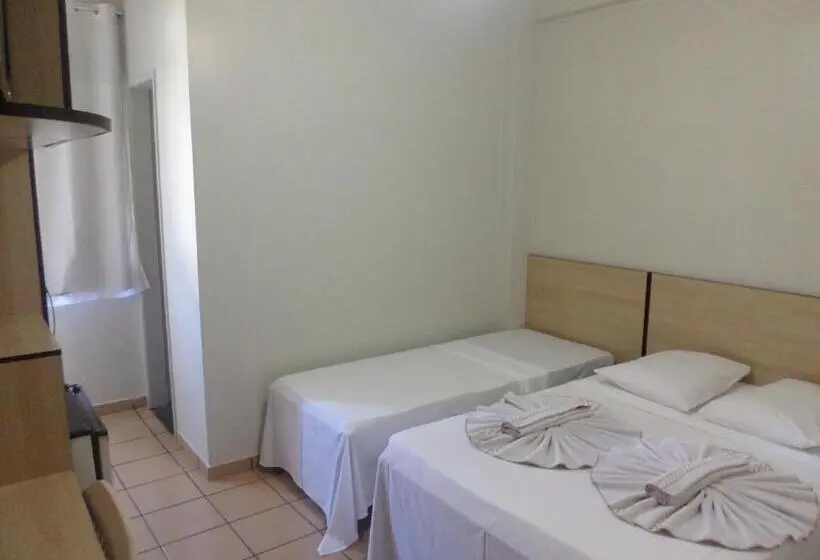 Economy Triple Room, Pousada Solar Meaipe