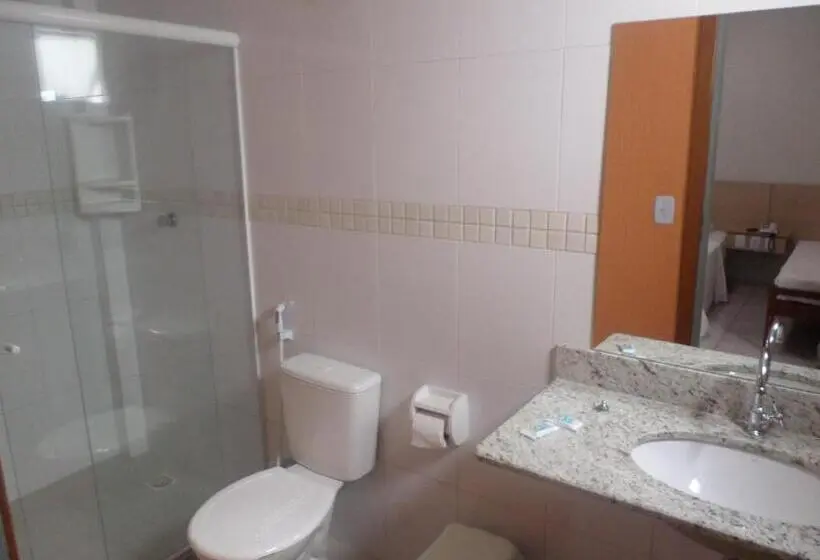 Economy Triple Room, Pousada Solar Meaipe