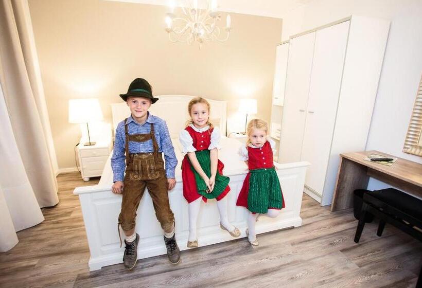 Номер Стандарт Трехместный, Märchenwald Steiermark Gasthof Sonnenhof