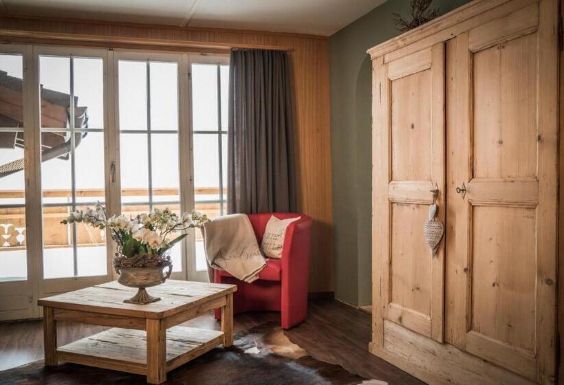 חדר משפחתי, Restaurant Burgseeli