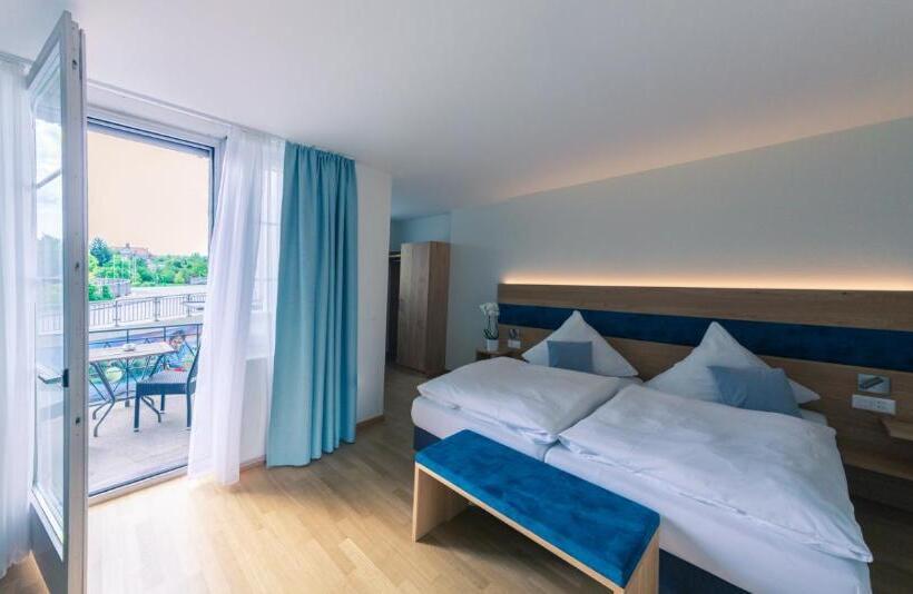 סוויטת ג'וניור עם מרפסת, & Restaurant Hofmatt