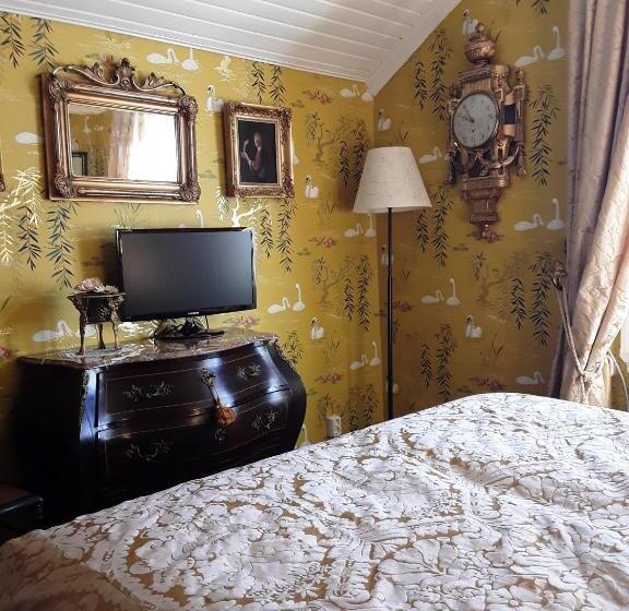 标准间, Töyrylä Manor