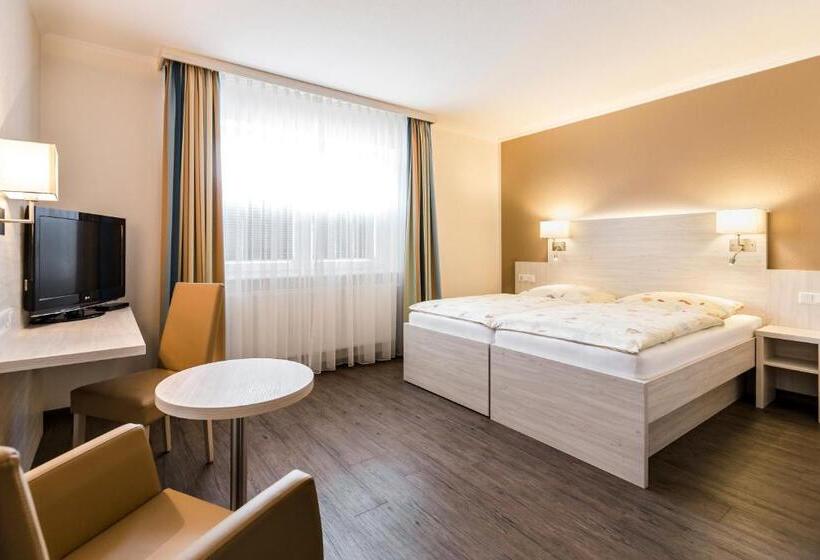 חדר סטנדרט לשלושה, Land Gut Hotel Westerkrug