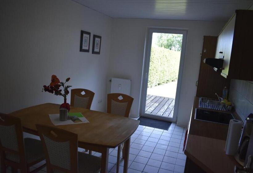 דירת חדר בקומת קרקע, Land Gut Hotel Westerkrug