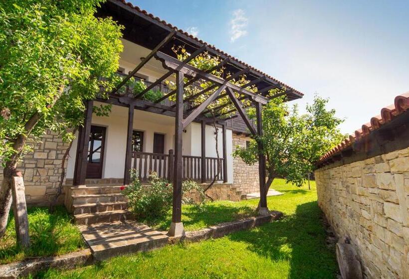 4间卧室的房子, Complex Rayuvski Han