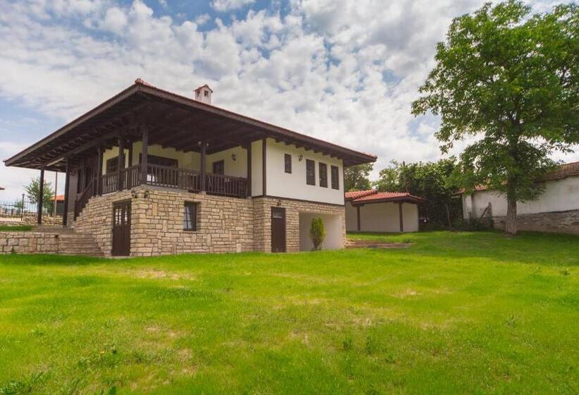 3间卧室的房子, Complex Rayuvski Han