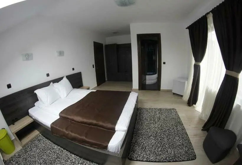 اتاق استاندارد با بالکن, Casa Laur Cu Plajă Privată