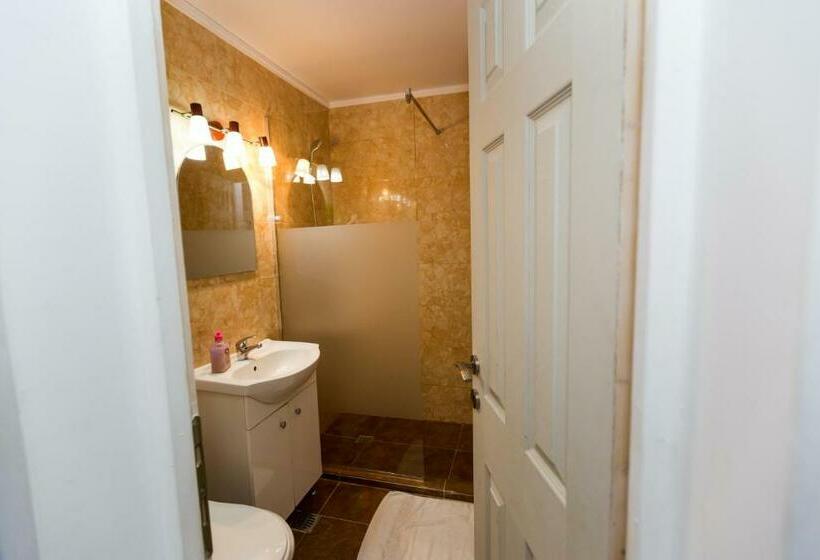 غرفة قياسية ثلاثية, Juliana Platinum Brad