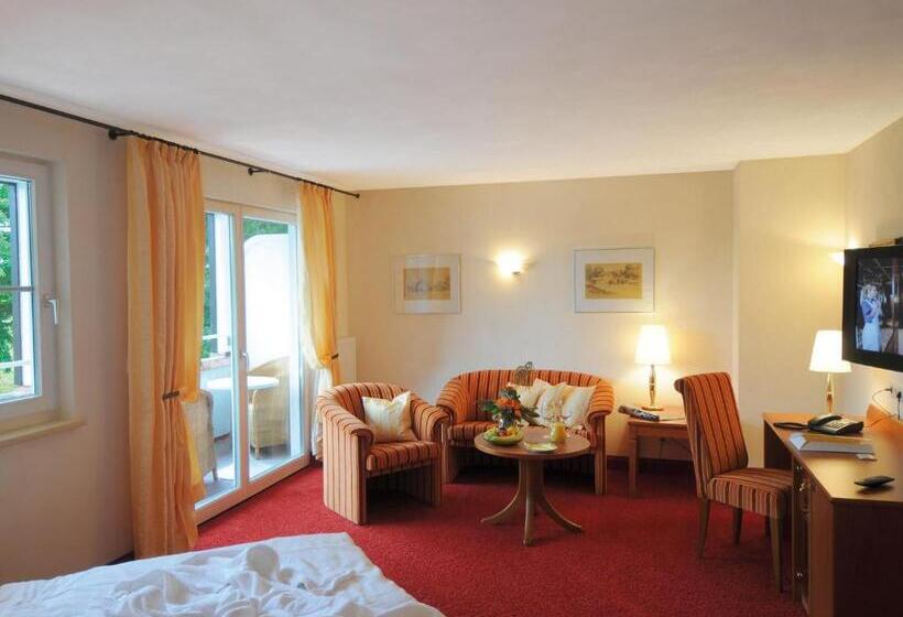 סוויטת ג'וניור, Schwarzwaldhotel Oberwiesenhof