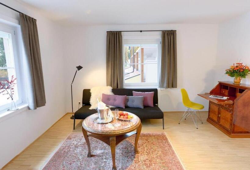 סוויטת ג'וניור, Schwarzwaldhotel Oberwiesenhof