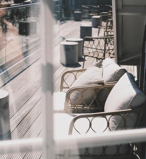 Семейный Номер, Skärgårdshotellet Hönö