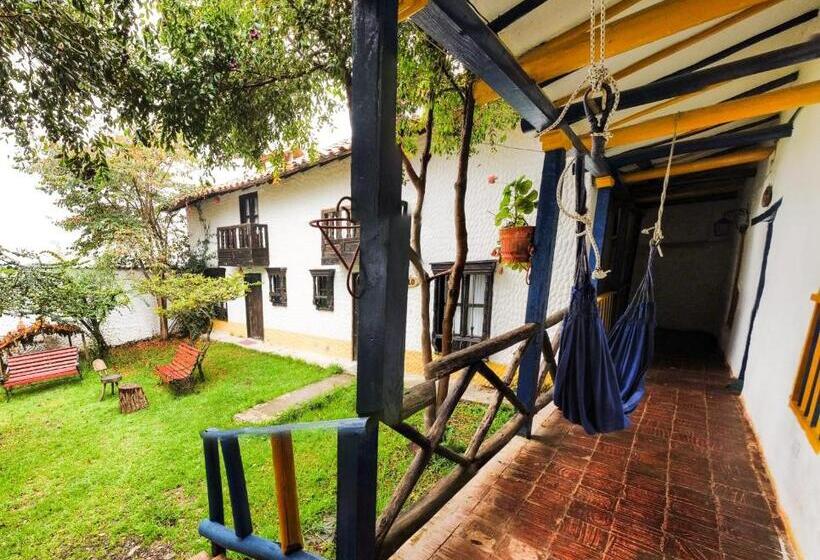 חדר משפחתי, Museo La Posada Del Molino