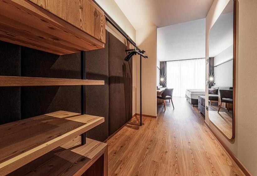 주니어 스위트, Alpenrose Dolomites