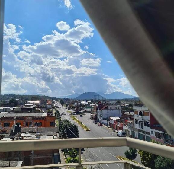 غرفه قياسيه سريرين مزدوجين, Santa Fe