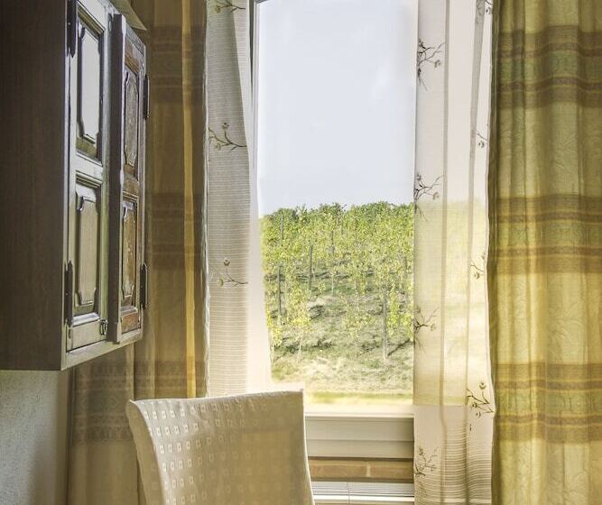 غرفة سوبيريور, Tenuta Montemagno Relais & Wines