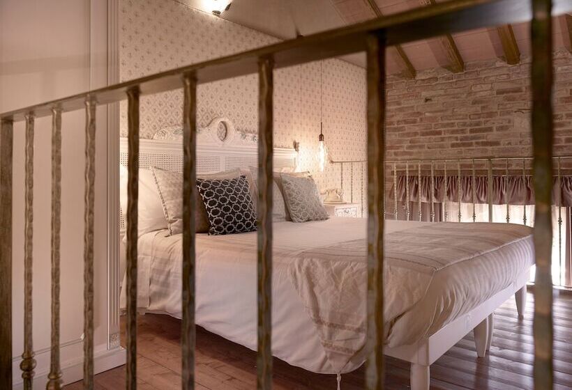 جناح جونيور, Tenuta Montemagno Relais & Wines