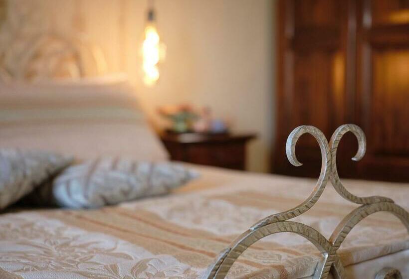 غرفة قياسية, Tenuta Montemagno Relais & Wines