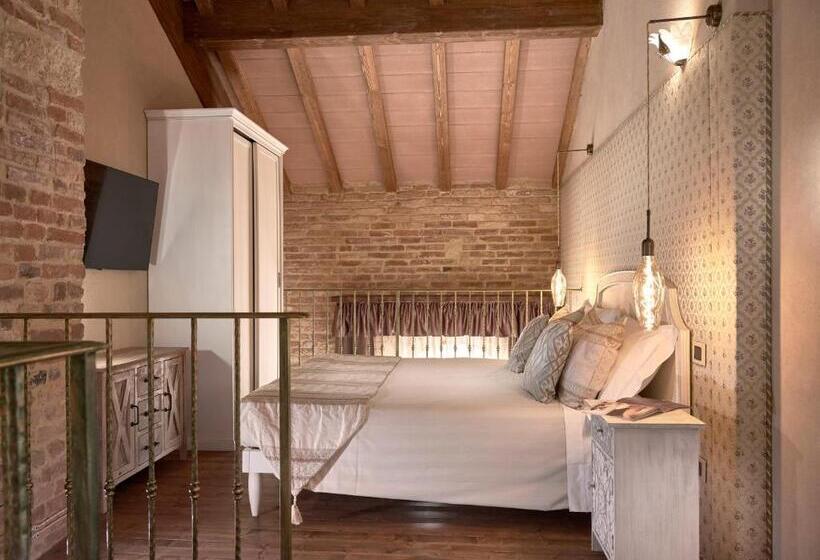 Полулюкс, Tenuta Montemagno Relais & Wines