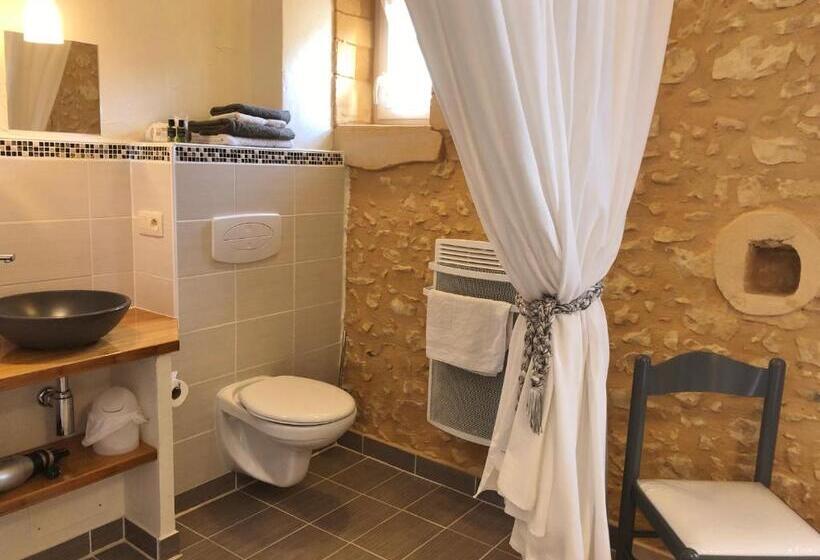 キャビン, Domaine Du Champ De L Hoste