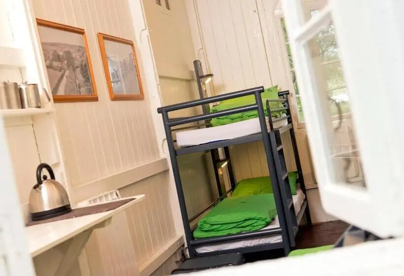 バス共有のスタンダードルーム, Yha Idwal Cottage