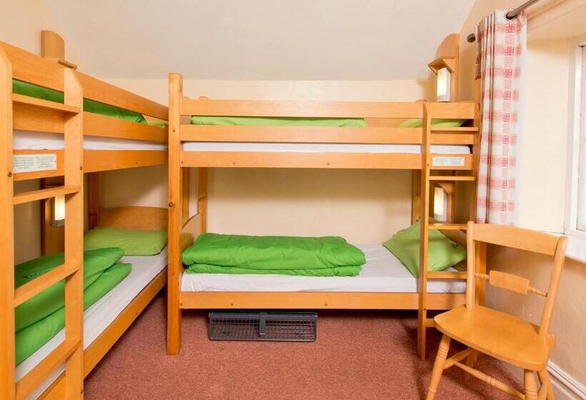 מיטה בחדר משותף, Yha Idwal Cottage