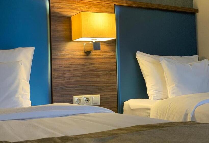 Семейный Номер, Barack Thermal Hotel And Spa
