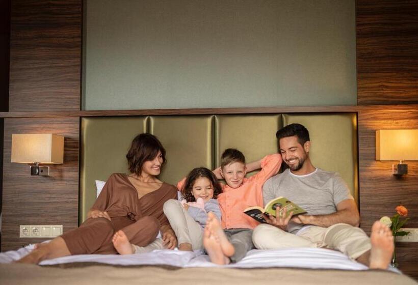 家庭间, Barack Thermal Hotel And Spa