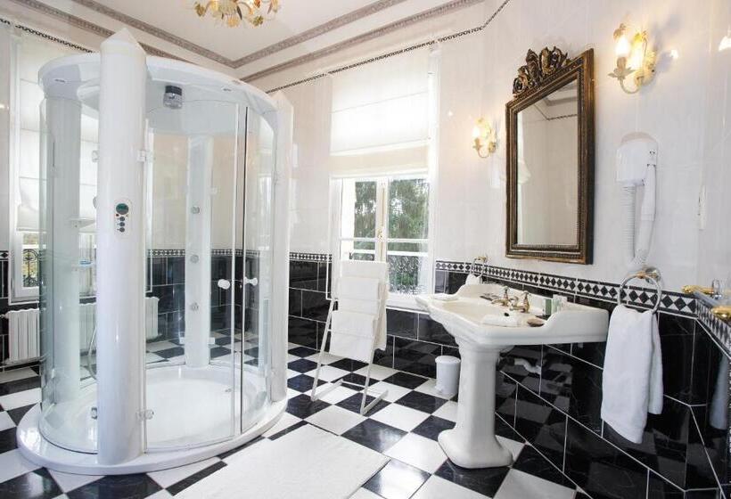 סוויטת ג'וניור נוף לגינה, Château De Breuil