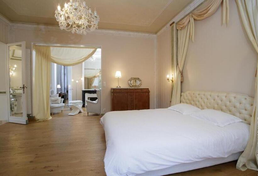 חדר פרמיום לארבעה, Château De Breuil