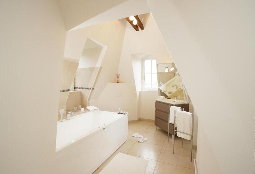 סוויטה נוף לגינה, Château De Breuil