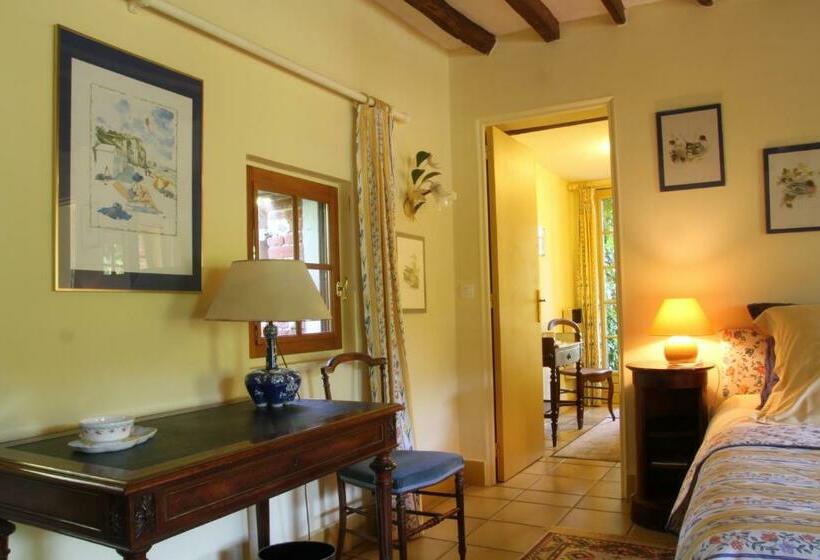 اتاق استاندارد با چشمانداز باغ, Le Clos Du Vivier