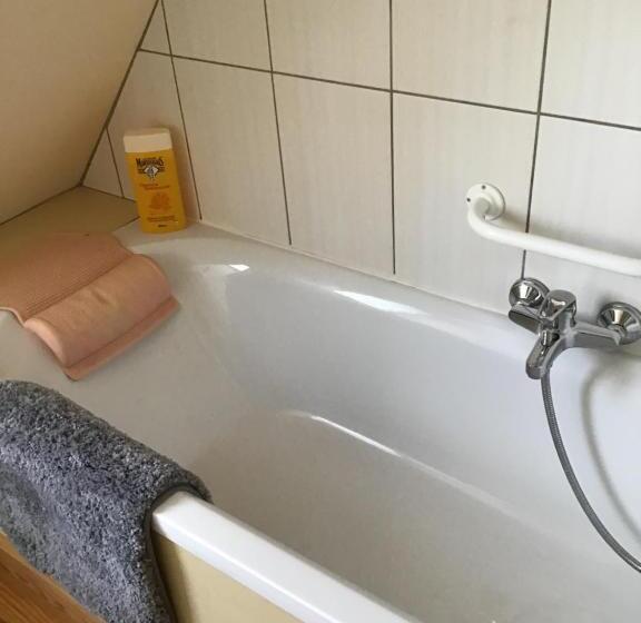 خانه 2 خوابه, Le Clos Du Vivier