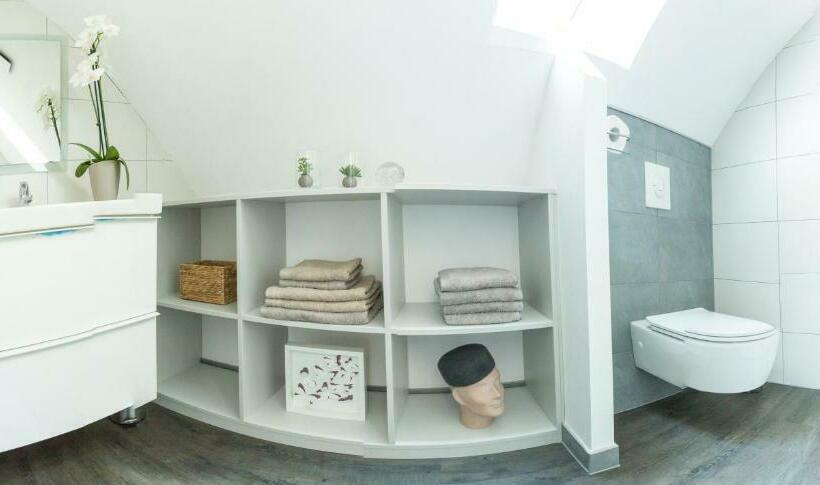 Люкс, Maison D'hôtes La Renardière