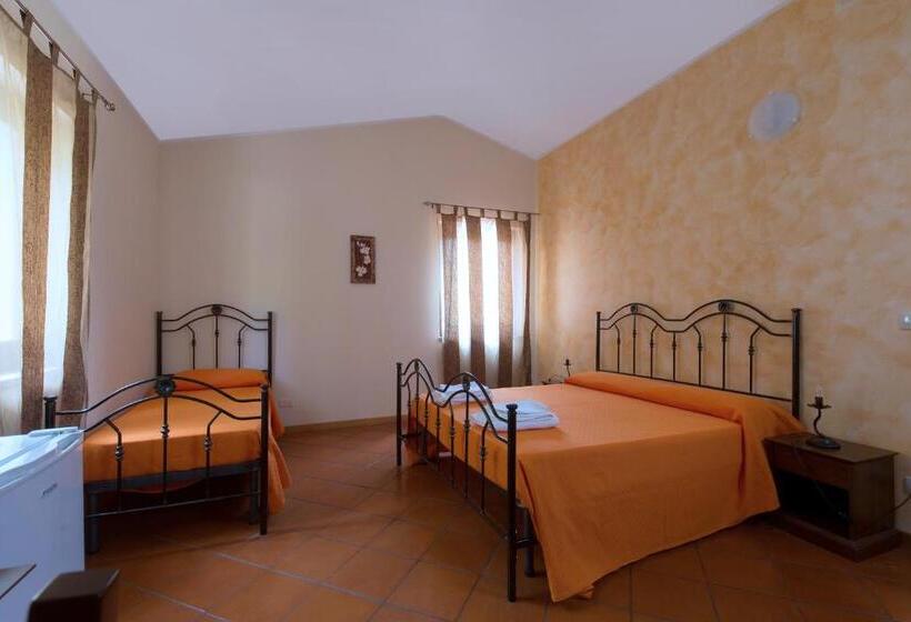 חדר סטנדרט לשלושה, Agriturismo Il Sole