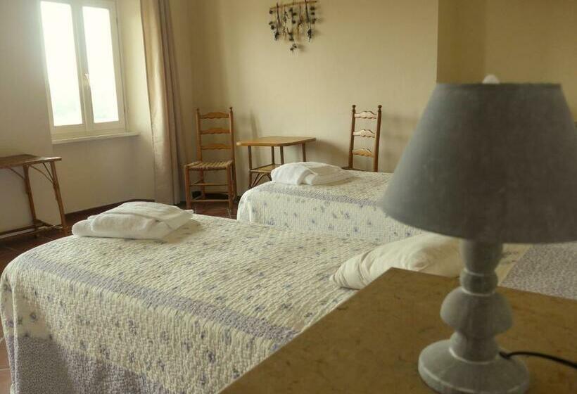 غرفة قياسية رباعية, Agriturismo La Fucina