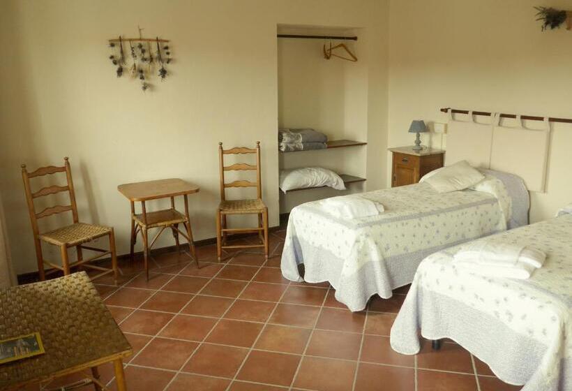 غرفة قياسية رباعية, Agriturismo La Fucina