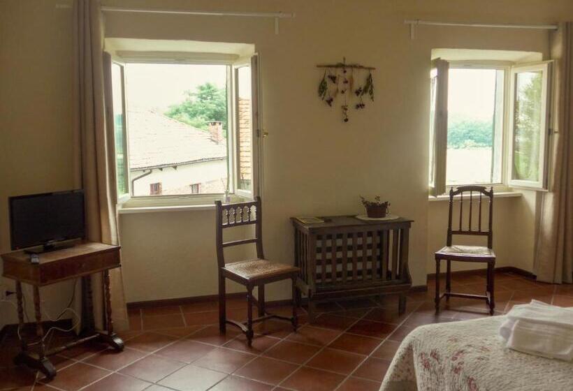 غرفة قياسية رباعية, Agriturismo La Fucina