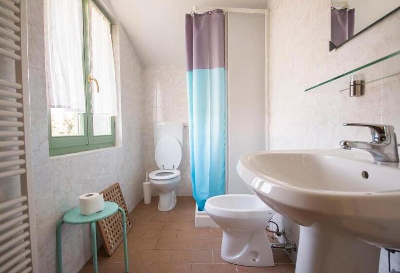 غرفة قياسية مطلة على الجبل, Agriturismo La Fucina