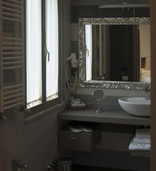 جناح كلاسيكي, Albergo Ristorante Miramonti Toano